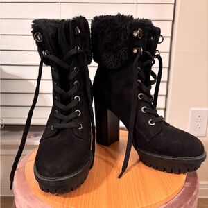 Black GUESS Fur-Lined Lace-Up Women's Boots